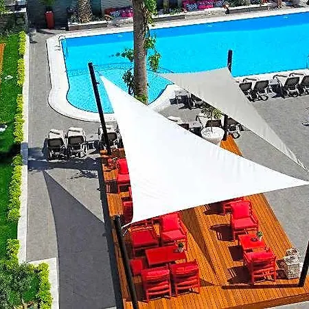 Samira Exclusive & Kalkan